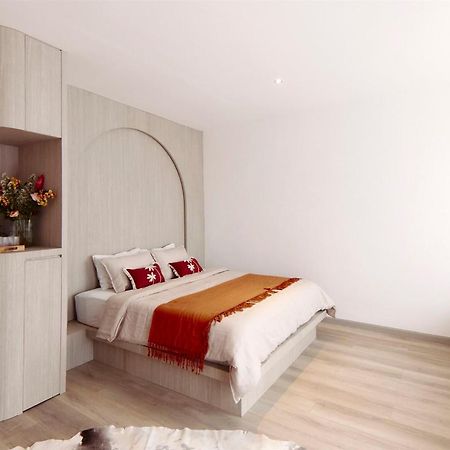 Neon Rose Motel Canggu Zewnętrze zdjęcie