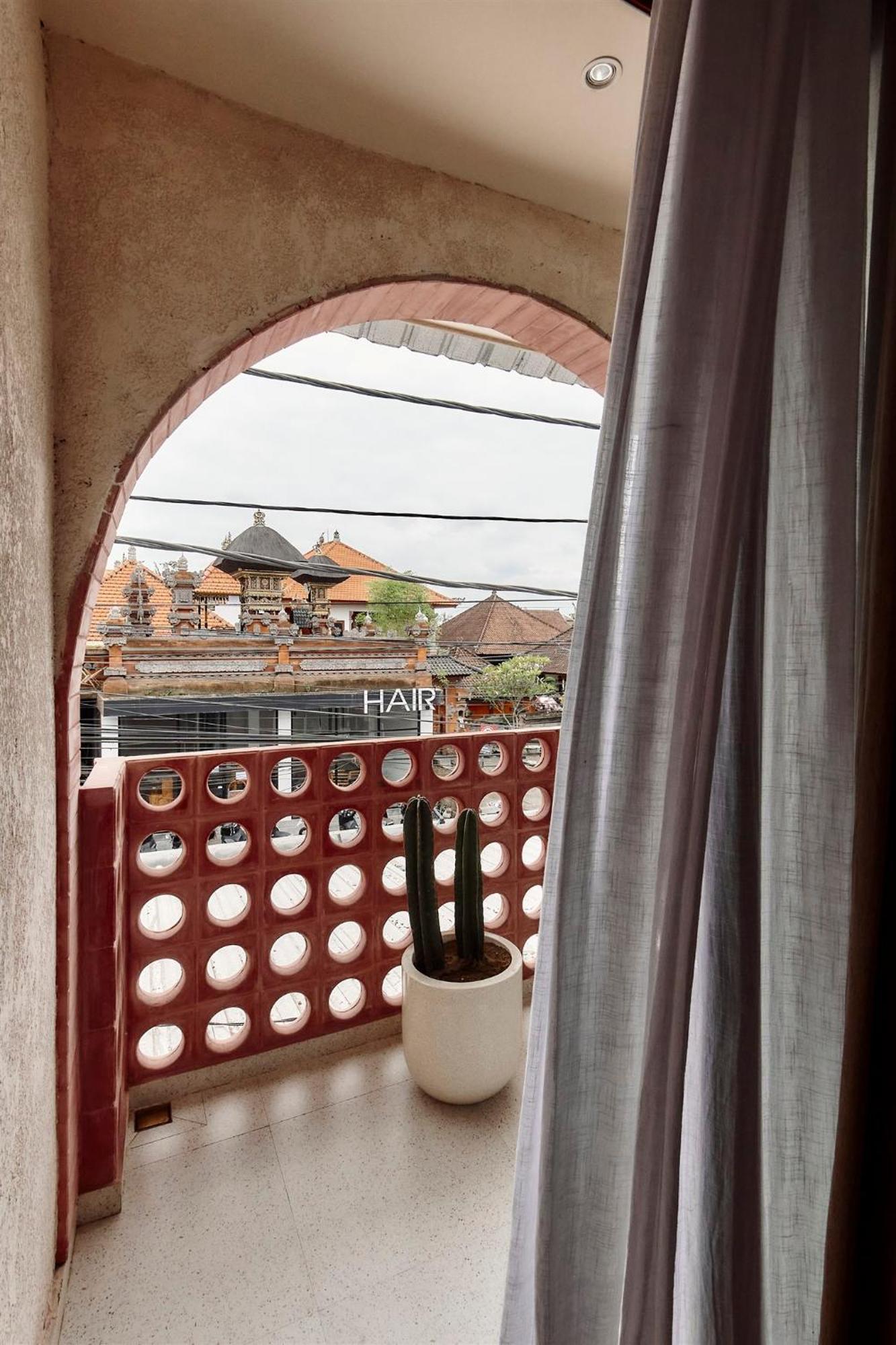 Neon Rose Motel Canggu Zewnętrze zdjęcie